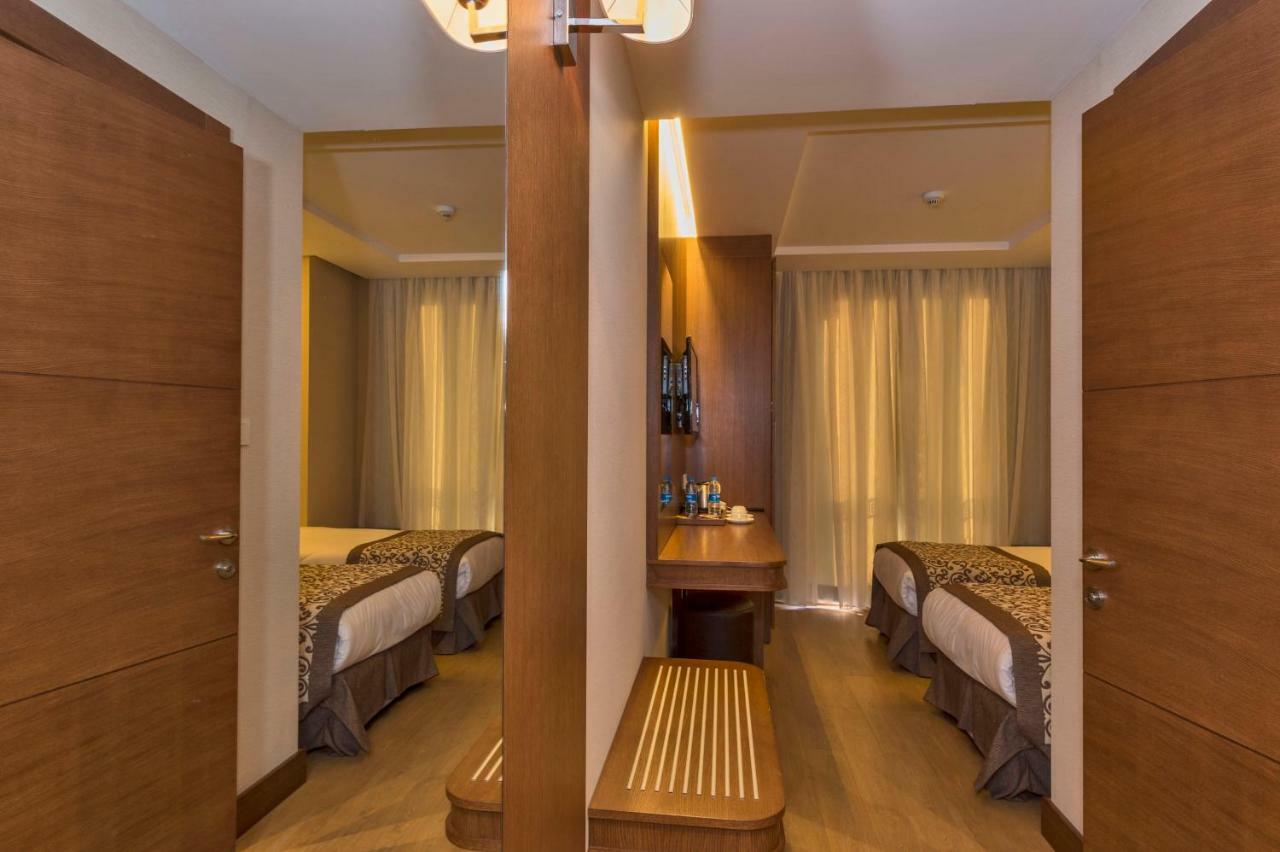 Viore Hotel Istanbul Exteriör bild